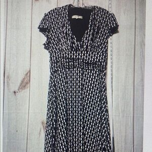 Evan Picone Black and White Geometric Print V Neck Dress Ladies‎ 12